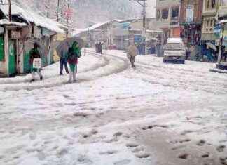 Extreme Weather Alert: Rain, Snow, and Flash Floods Expected in Pakistan Today extreme-weather-alert-rain-snow-and-flash-floods-expected-in-pakistan-today