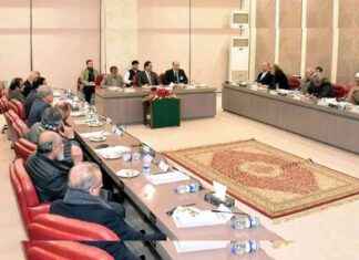 Political Rivalry Intensifies as PTI and PML-N Clash in NA Before 3rd Round of Talks political-rivalry-ntensifies-as-pt-and-pml-n-clash-in-na-before-3rd-round-of-talks