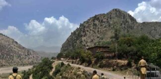 tall-parachinar-road-reopens-with-75-truck-convoy-departing-safely