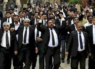 Lawyers’ Protest Disrupts Islamabad Metro Bus Service lawyers-protest-disrupts-slamabad-metro-bus-service