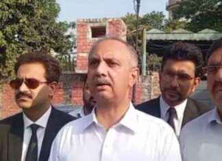 Arrest Warrants Issued for Omar Ayub in Islamabad Case arrest-warrants-ssued-for-omar-ayub-in-slamabad-case