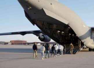 US Immigration Crackdown: More Illegal Pakistanis Face Deportation us-mmigration-crackdown-more-llegal-pakistanis-face-deportation