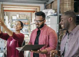 How global receiving accounts help Pakistani SMEs expand globally How global receiving accounts help Pakistani SMEs expand globally