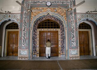 Selsun Blue Shampoo Price In Pakistan: Discover Amazing Deals Today