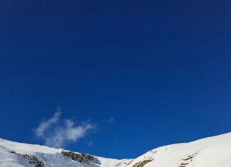 30000 Range Mobile In Pakistan: Which Budget Phone Offers Best Value?