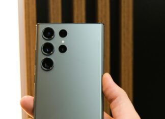 Samsung Galaxy S8 Plus Price In Pakistan: Discover Amazing Deals Today